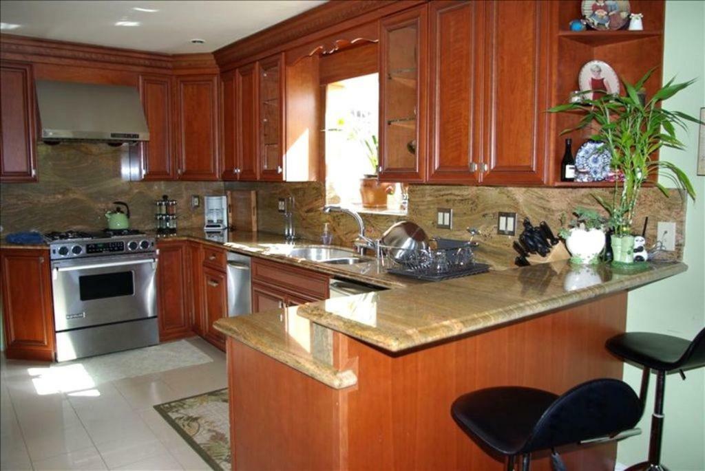 Luxury 5 Bedroom Home Near Sfo San Bruno Exterior foto